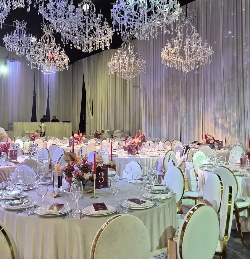 Оформление зала и декор на праздник