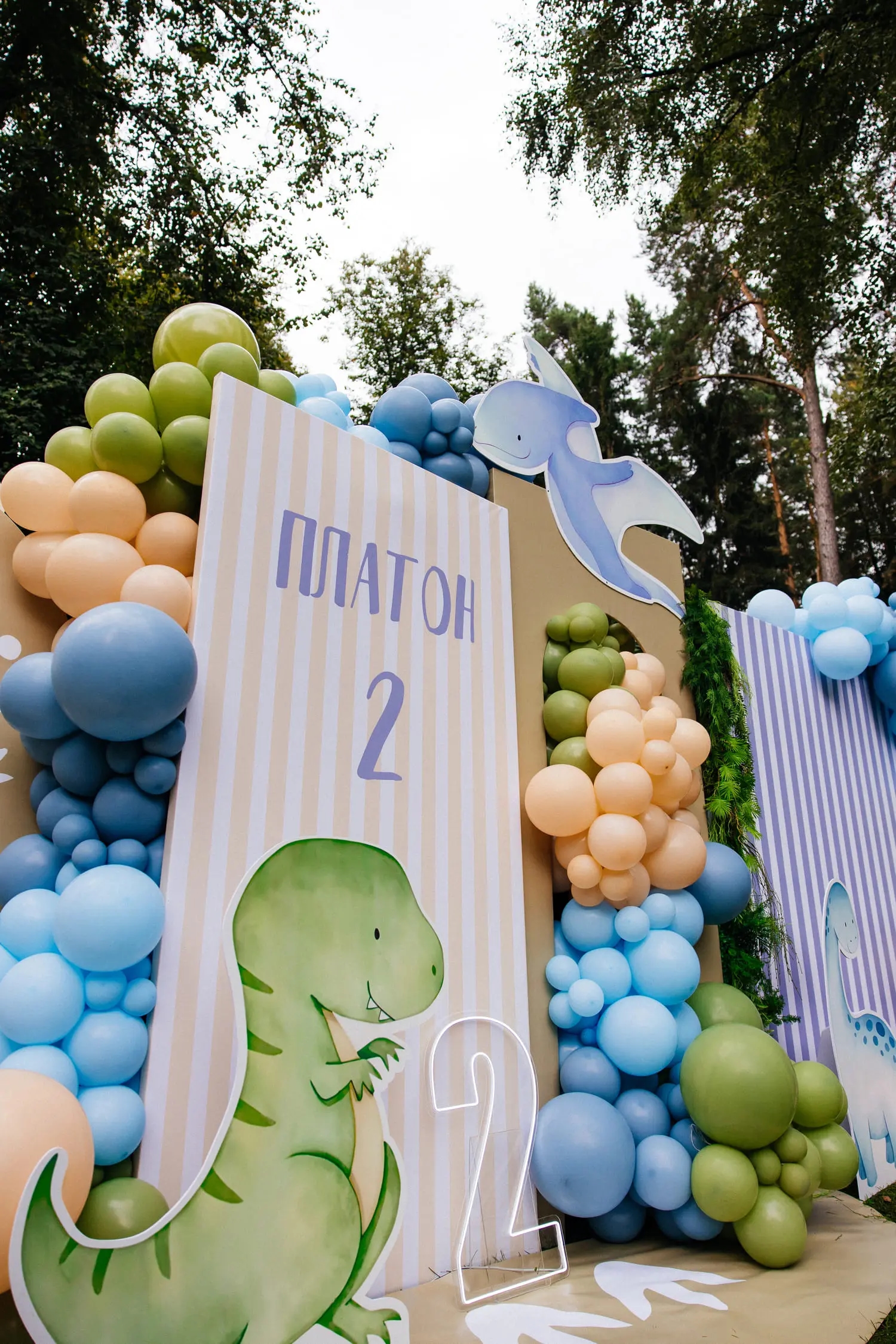 Оформление зала и декор на праздник